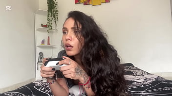 video моя непослушная сводная сестра отобрала у меня xbox поэтому я трахаю ее вместо того чтобы продолжать играть sex