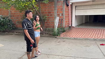 video я пользуюсь тем что мой зять уходит из дома на работу захожу к нему в дом через заднюю дверь трахаю его жену в sex
