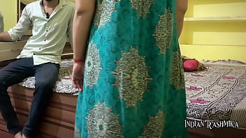 video дези бхабхи была одна дома и девар джи отшпилил ее киску едва горячее индийское видео с звуком на хинди sex