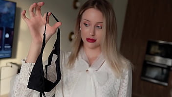 video моя мачеха сняла трусики и позволила мне трахнуть ее порвав ей колготки sex