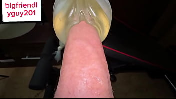 video парень стонет трахаясь с fleshlight пока не получает кремовый пирог с грязными разговорами и интенсивным оргазмом sex
