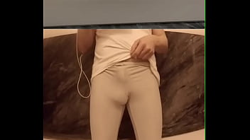 video i couldnt hold it wetting myself in gym outfit front view and pov sex