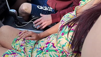 video женалюбительница трахается в машине подбирает незнакомого парня на публике чтобы трахнуть и кончить в ее киску sex
