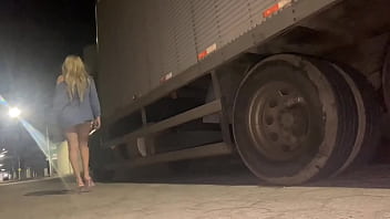 video женатый дальнобойщик трахает задницу шлюхи без седла sex