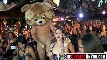 video 34 гайки мамочки сходят с ума по члену на над ними party19 sex