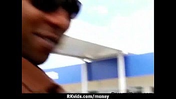 video в отчаянии подросток голый в общественные и трахается для платить аренда 23 sex