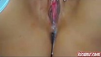 video модельблондинка трахает себя игрушками sex
