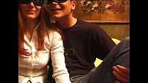 video 車の中で自慰行為をしている角質の成熟した女 sex