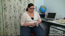 video オタク眼鏡で肉付きの良い先生に誘惑された細い鋲 sex