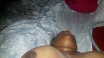 video девушка получает мочу через большую воронку sex