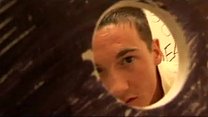 video 洗面所でのグローリーホールの楽しみ sex