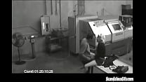 video огромное черное мясо входит в возбужденную маму 2 sex