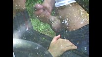 video любительское сосет его через окно машины sex