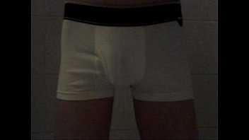 video писает в нижнем белье джованни глибс sex