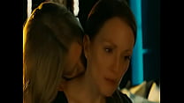 video джулианна мур трахает дочь в фильме хлоя sex