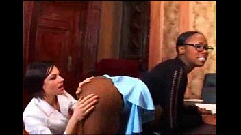 video лесбийский лижет задницы подборка sex