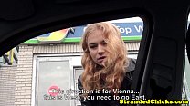 video молодому автостопщику кончили на лицо в любительском видео sex