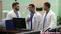 video gaysex bottom cums during threeway fun sex