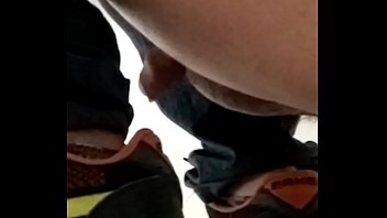 video ボールのような巨乳が放尿する sex