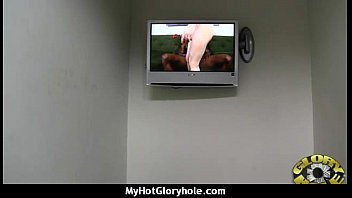 video 黒人の女の子は驚きの栄光の穴を持っています23 sex