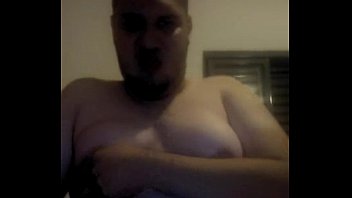 video ぽっちゃり脂肪が見せびらかしてカムにカミング sex