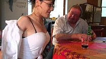 video вуайеристская папочка в гэнгбэнге с тинкой sex