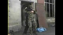 video брюнетка солдат трахал sex